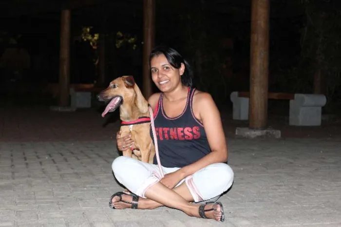 Cachorro ra a SRD idade 7 a 11 meses nome Meg