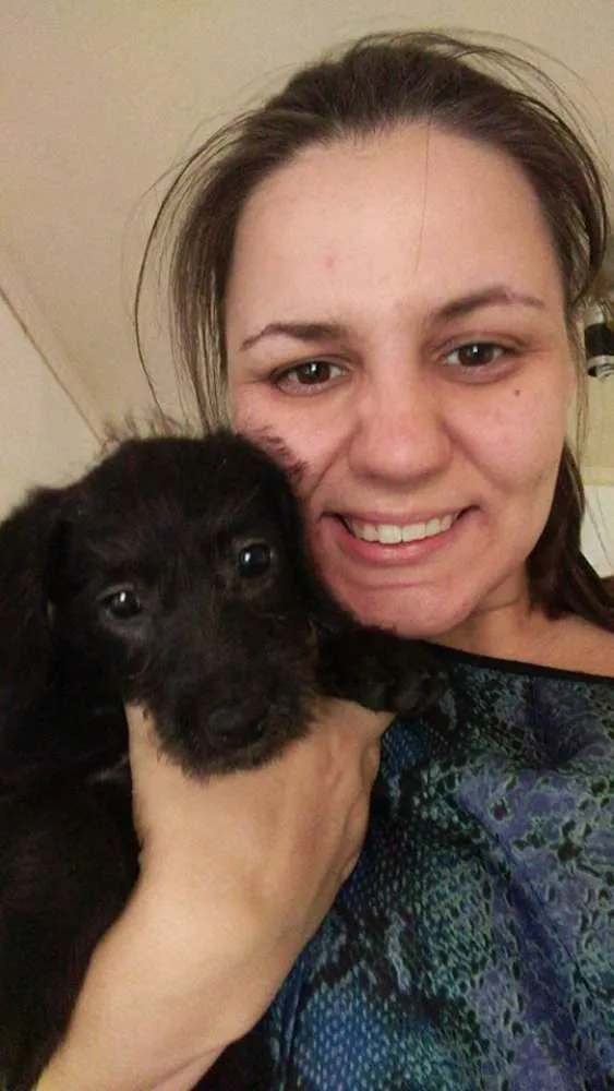 Cachorro ra a SRD idade Abaixo de 2 meses nome Nina