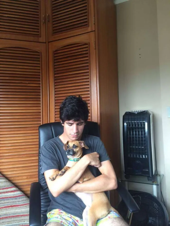 Cachorro ra a SRD idade 7 a 11 meses nome Nina