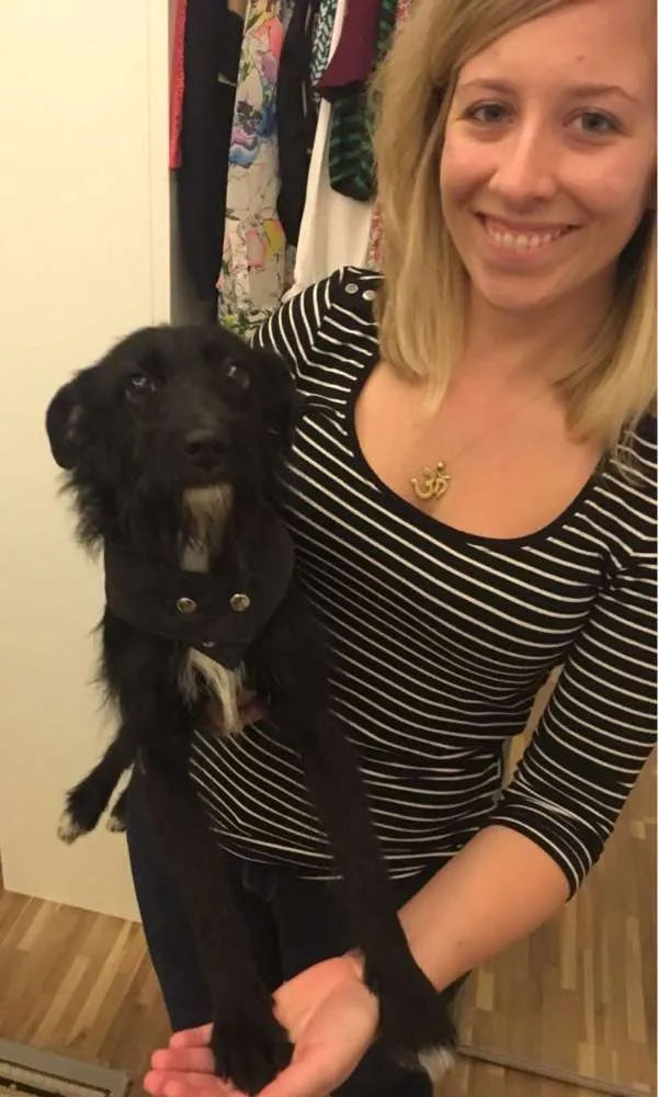 Cachorro ra a Viralata idade 1 ano nome Não sei