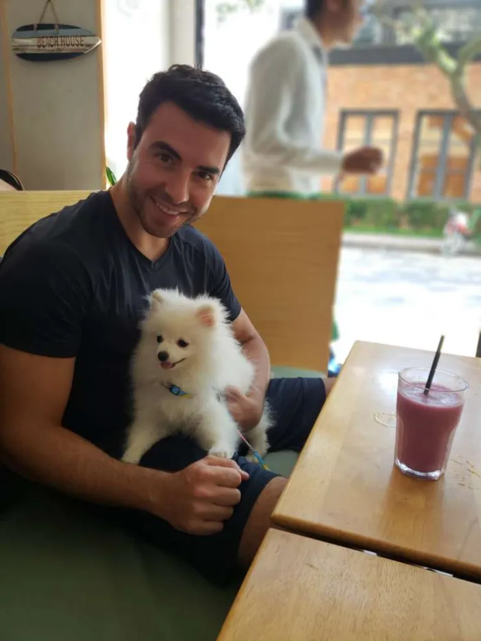 Cachorro ra a Spitz alemao idade 7 a 11 meses nome Snow