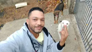 Cachorro raça Vira lata idade 2 anos nome Cacau