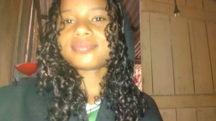 Cachorro ra a SRD-ViraLata idade 2 a 6 meses nome Giovana Almeida dias 