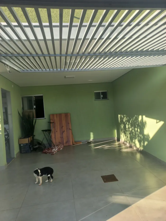 Cachorro raça SRD-ViraLata idade 2 a 6 meses nome fumaça