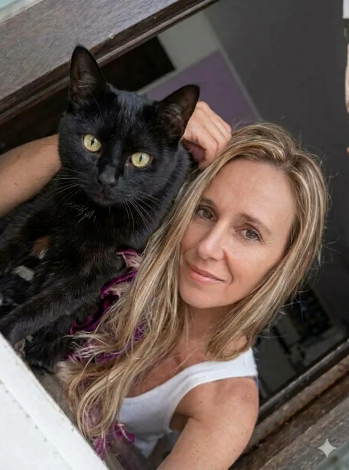 Gato raça SRD-ViraLata idade 1 ano nome Onyx