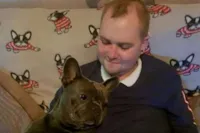 Cachorro morre 15 min após dono