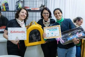 Feira de Adoção Pet no Shopping Taboão