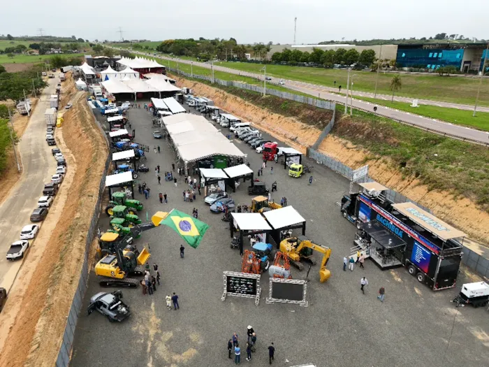Feira de cães e gatos para adoção acontece em Capivari, de 29 a 30 de outubro, das 8h às 17h, com animais do CCZ à espera de um lar.